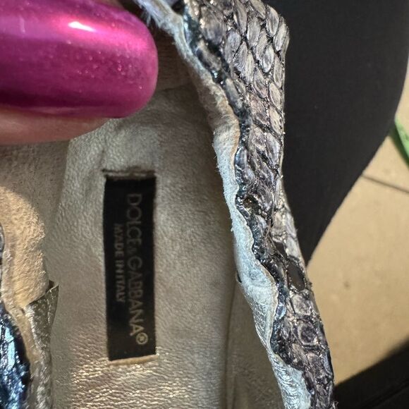 Dolce & Gabbana Women's Black and Silver Snakeskin Ballet Flats - Picture 5 of 7